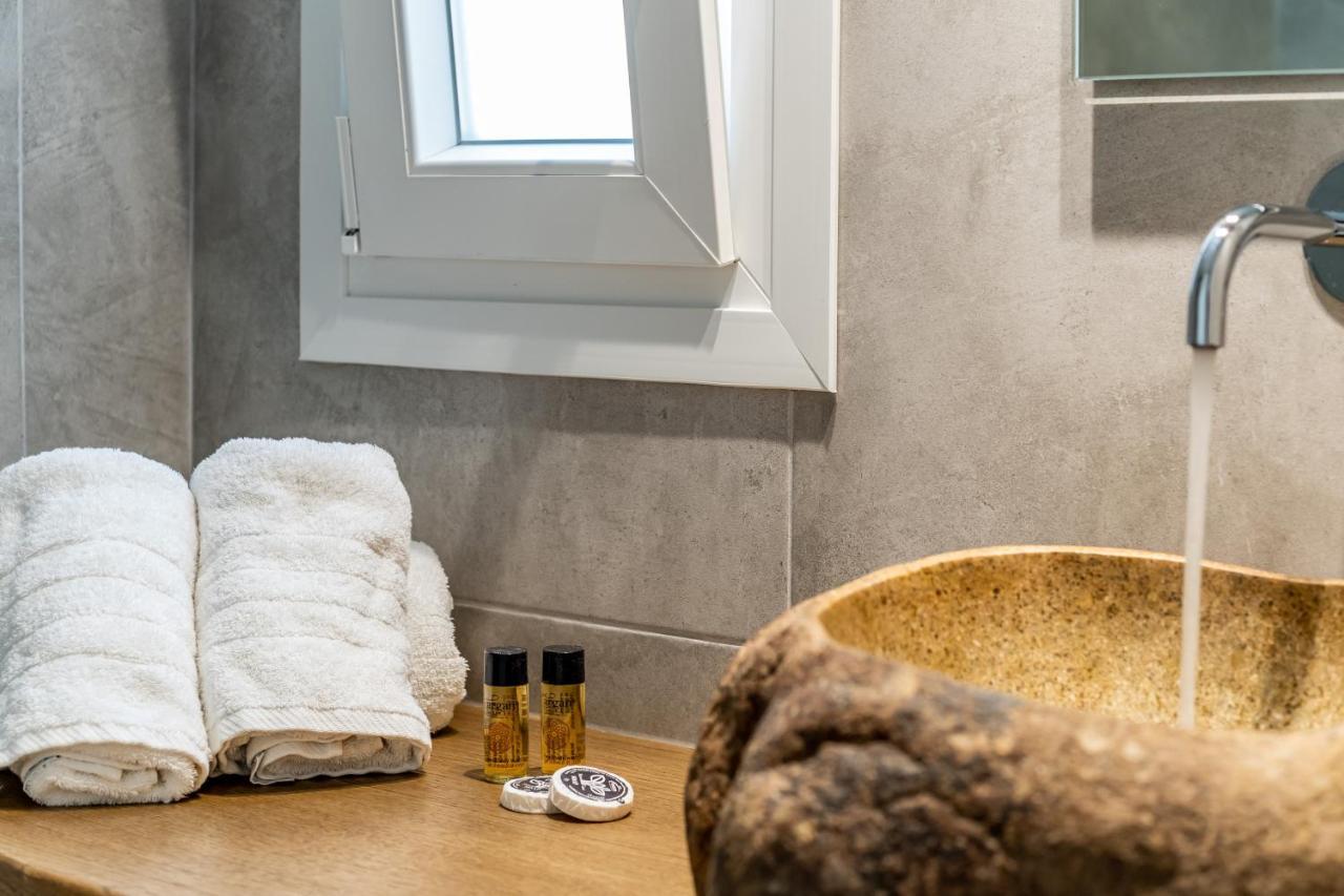 Amer Suites Fira  Extérieur photo